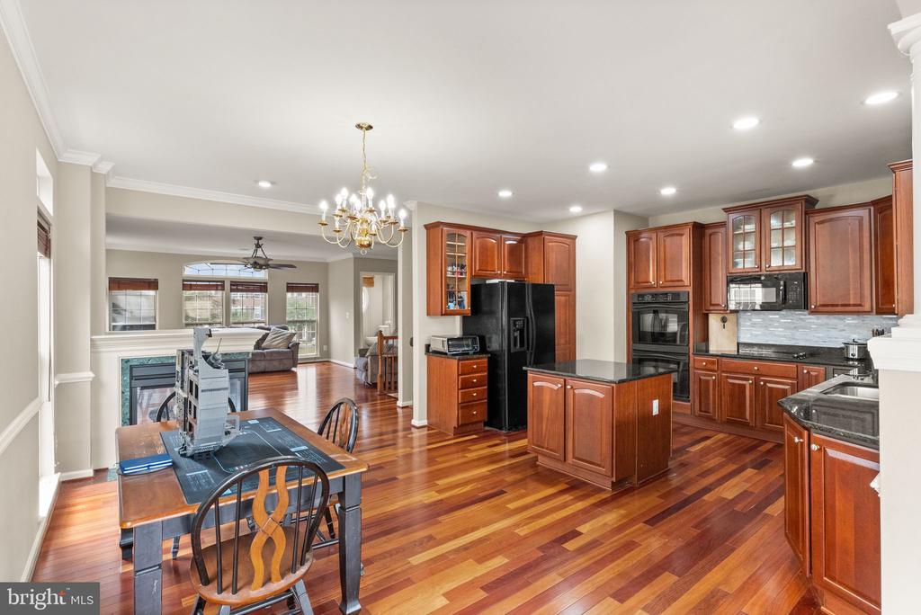 2722 WAKEWATER WAY