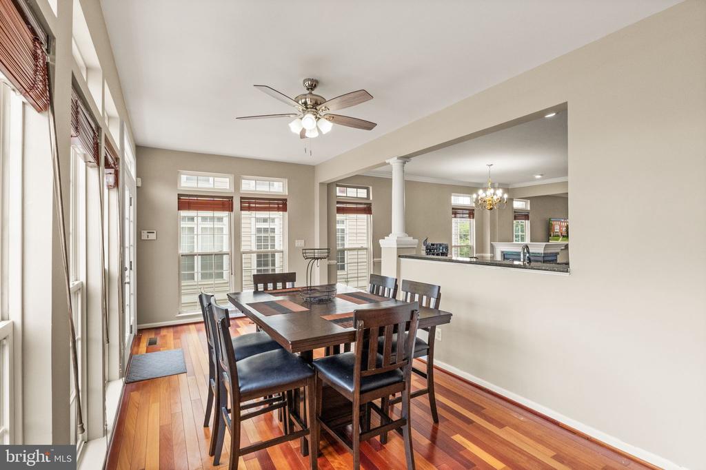 2722 WAKEWATER WAY
