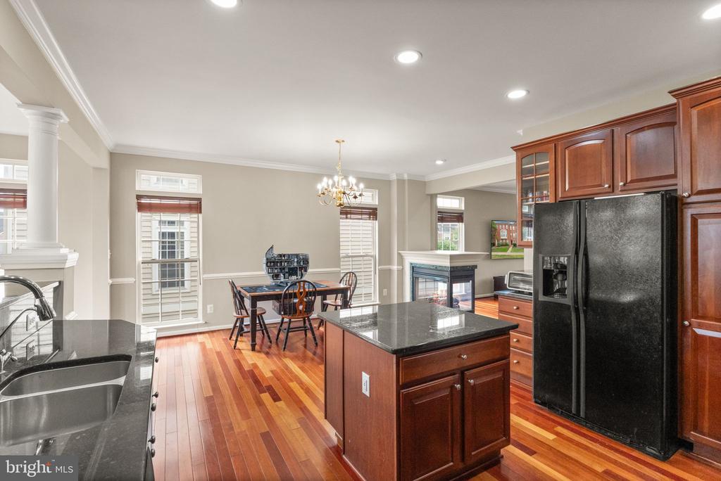 2722 WAKEWATER WAY