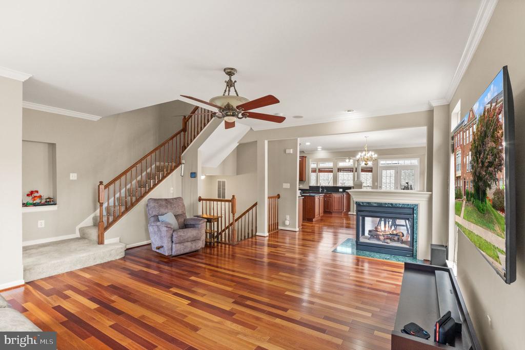 2722 WAKEWATER WAY