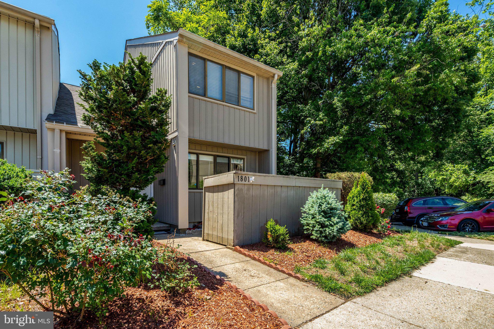 1801 POWDER HORN TERRACE