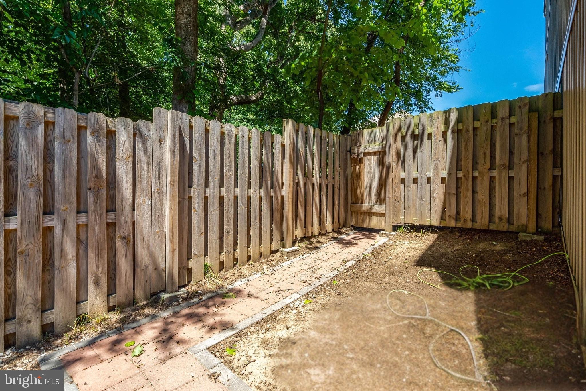1801 POWDER HORN TERRACE