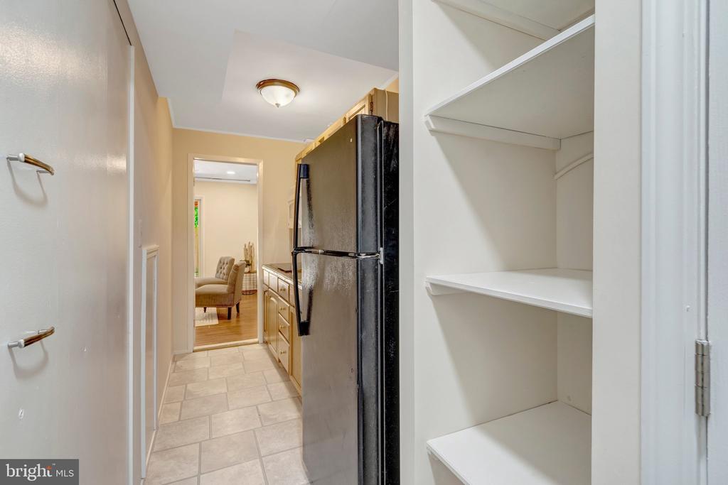 1801 POWDER HORN TERRACE