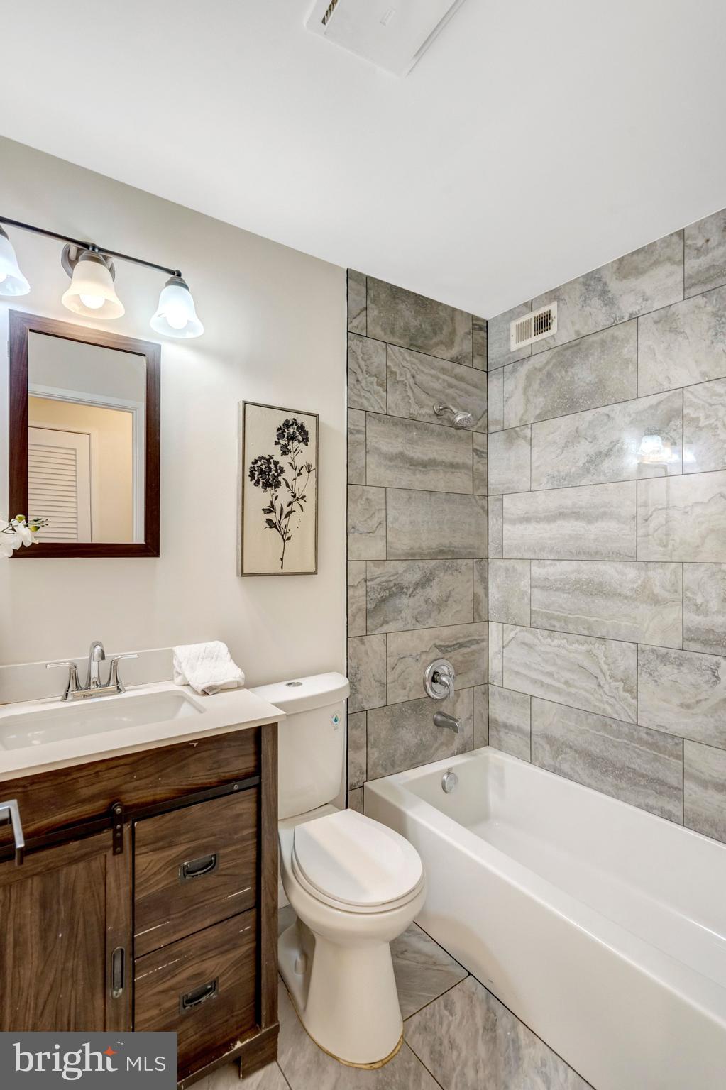 1801 POWDER HORN TERRACE