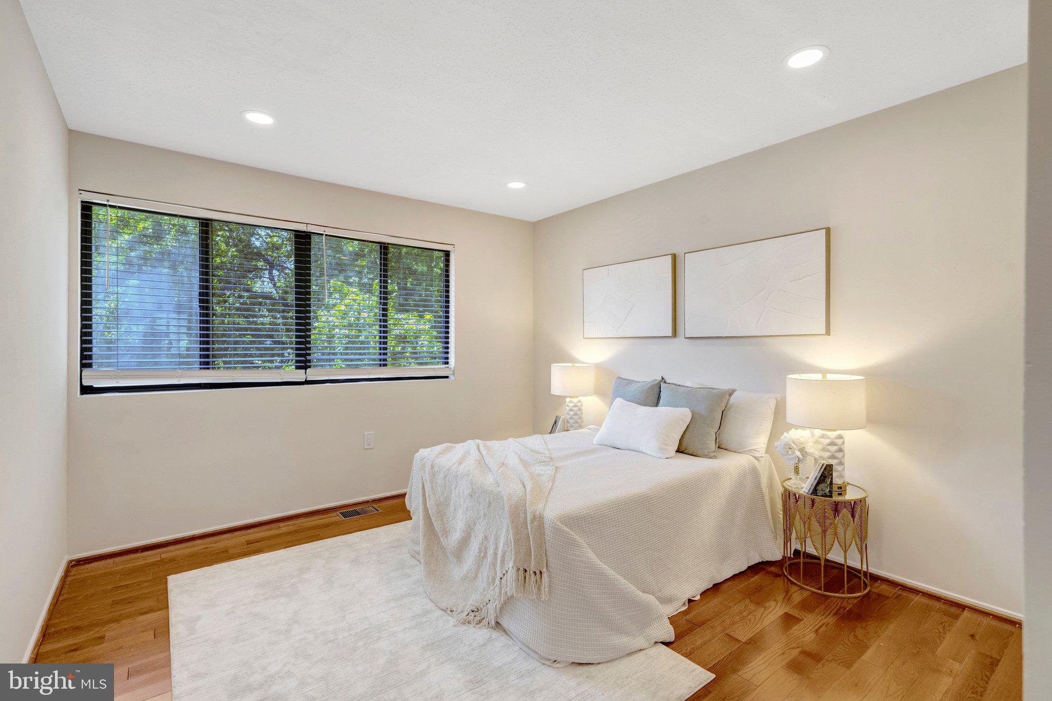 1801 POWDER HORN TERRACE