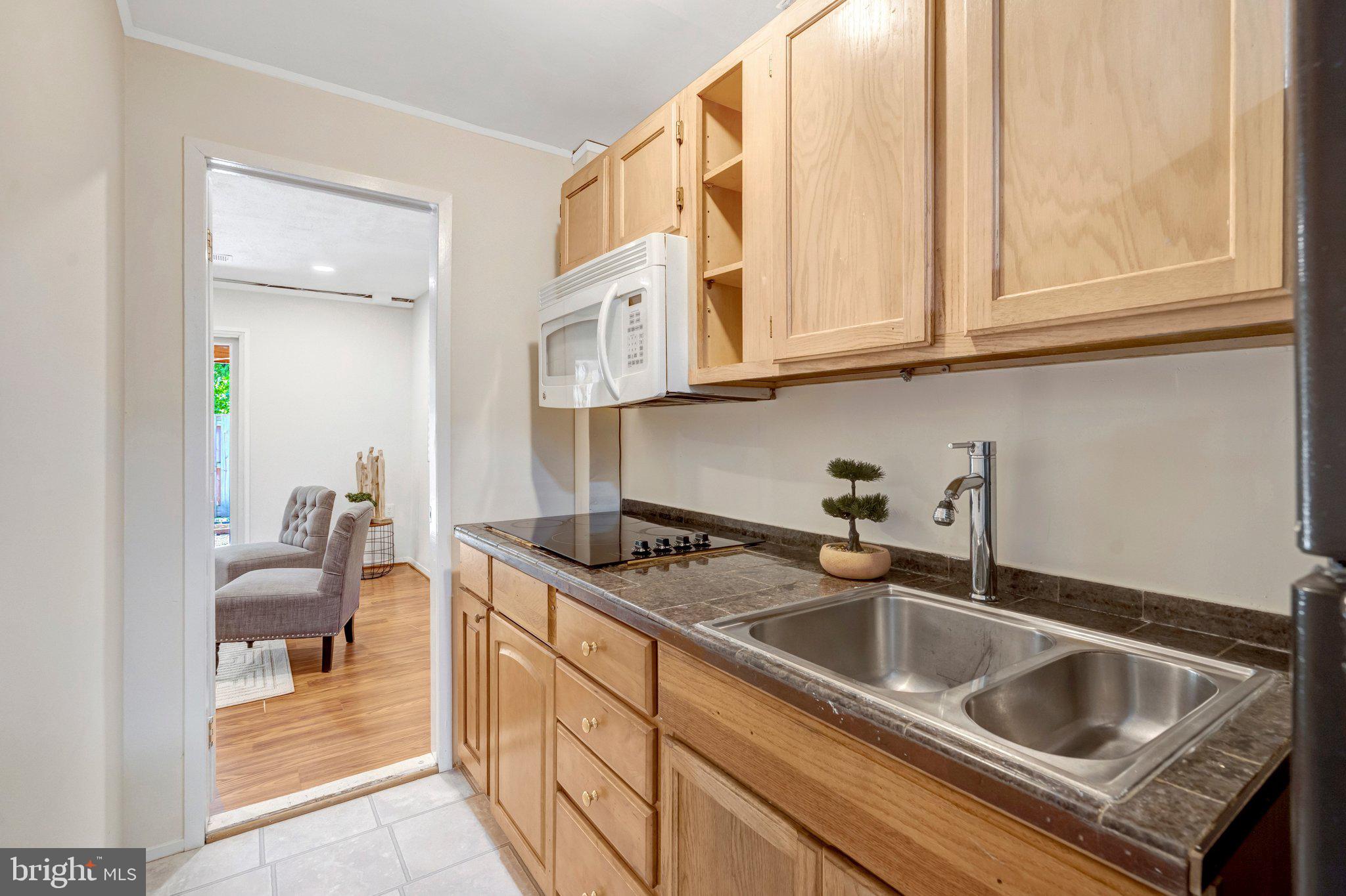 1801 POWDER HORN TERRACE