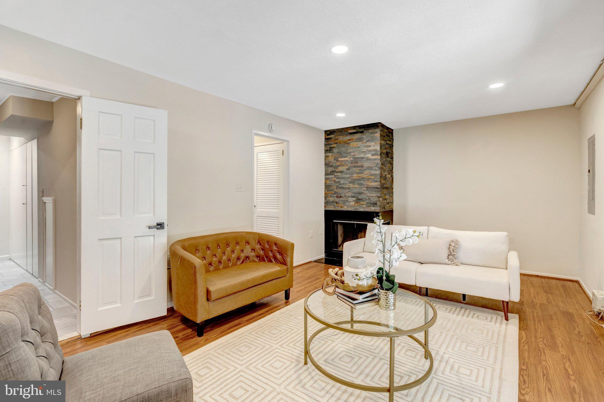 1801 POWDER HORN TERRACE