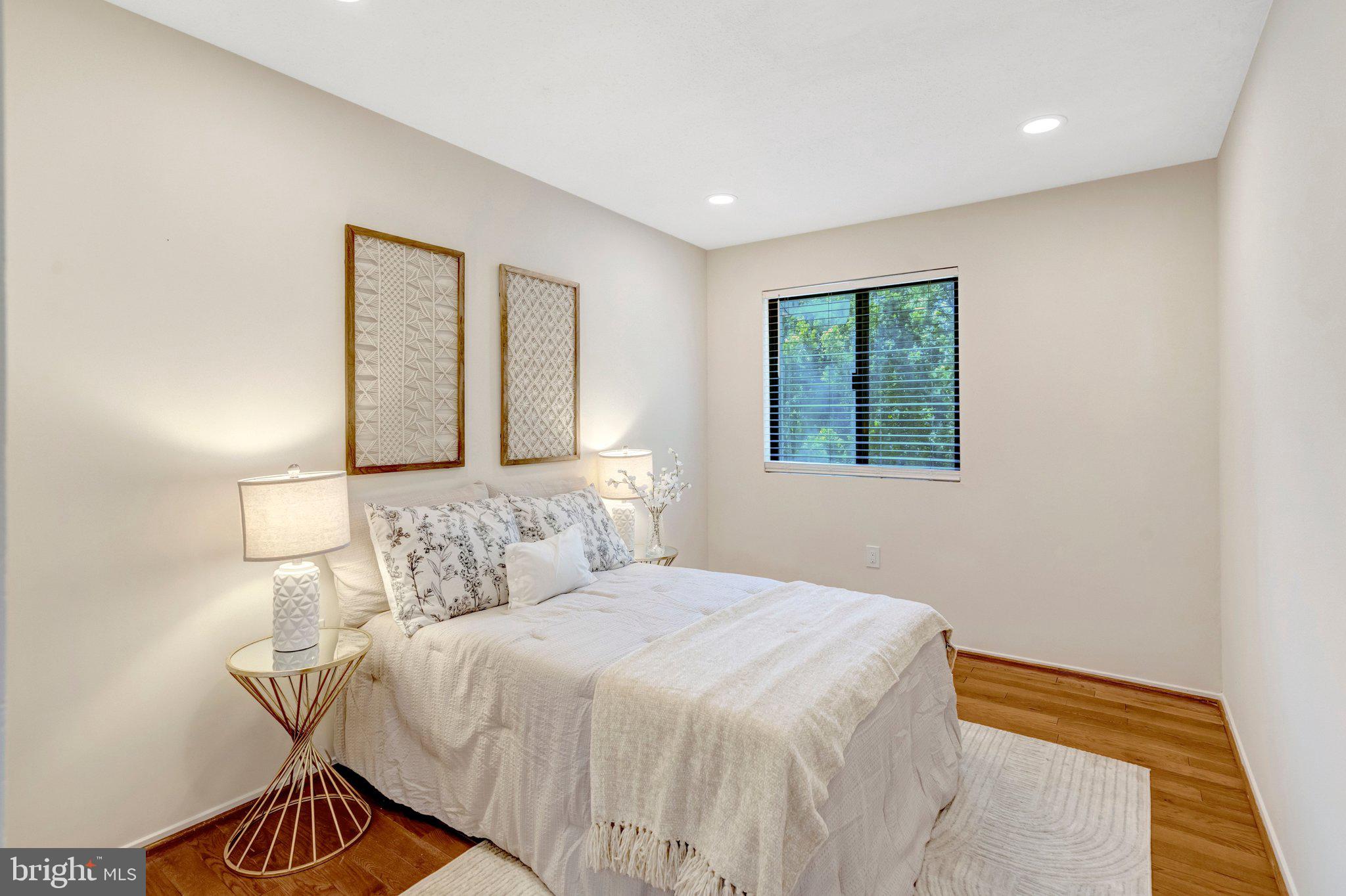 1801 POWDER HORN TERRACE