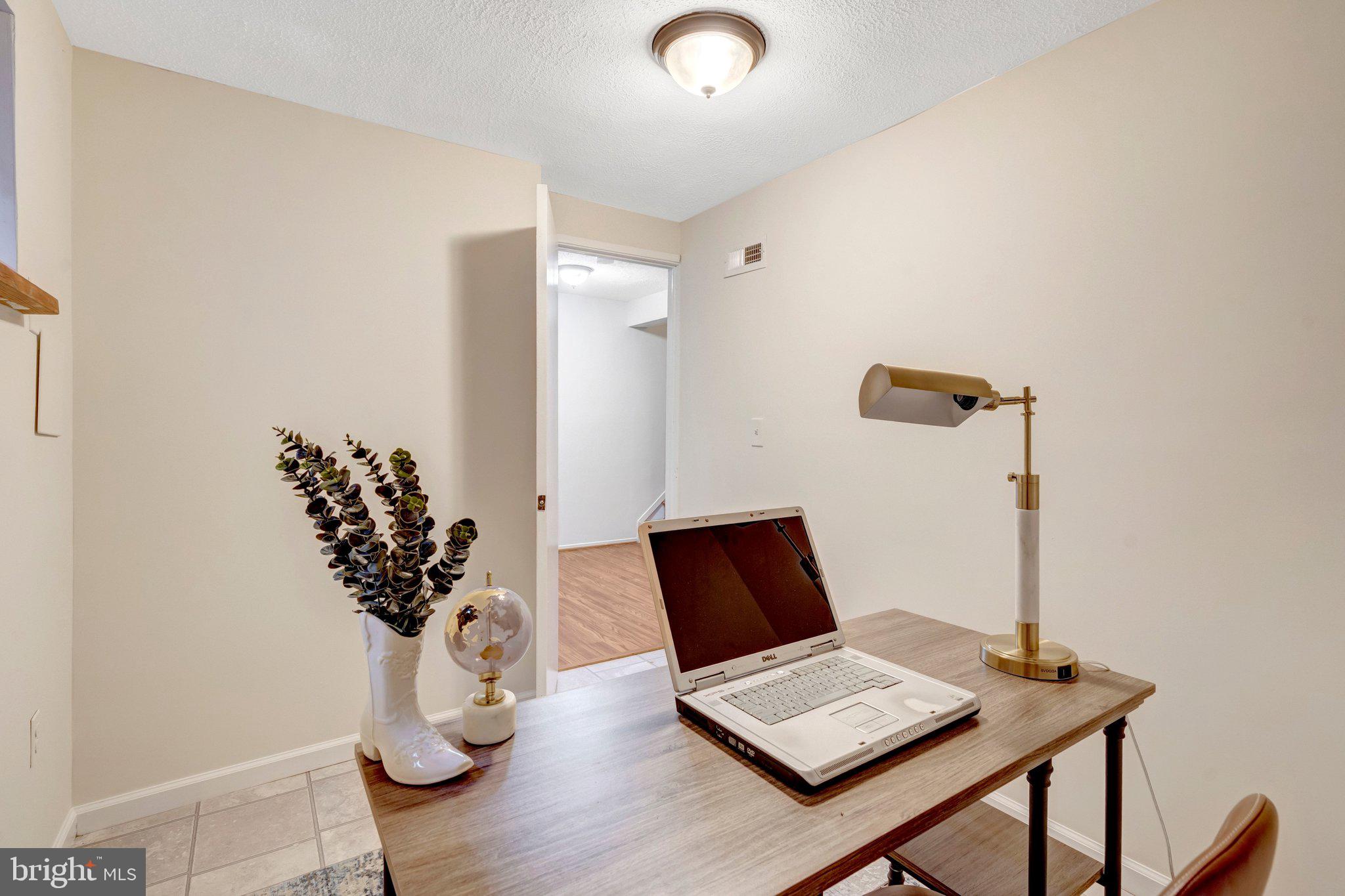 1801 POWDER HORN TERRACE