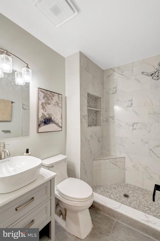 1801 POWDER HORN TERRACE