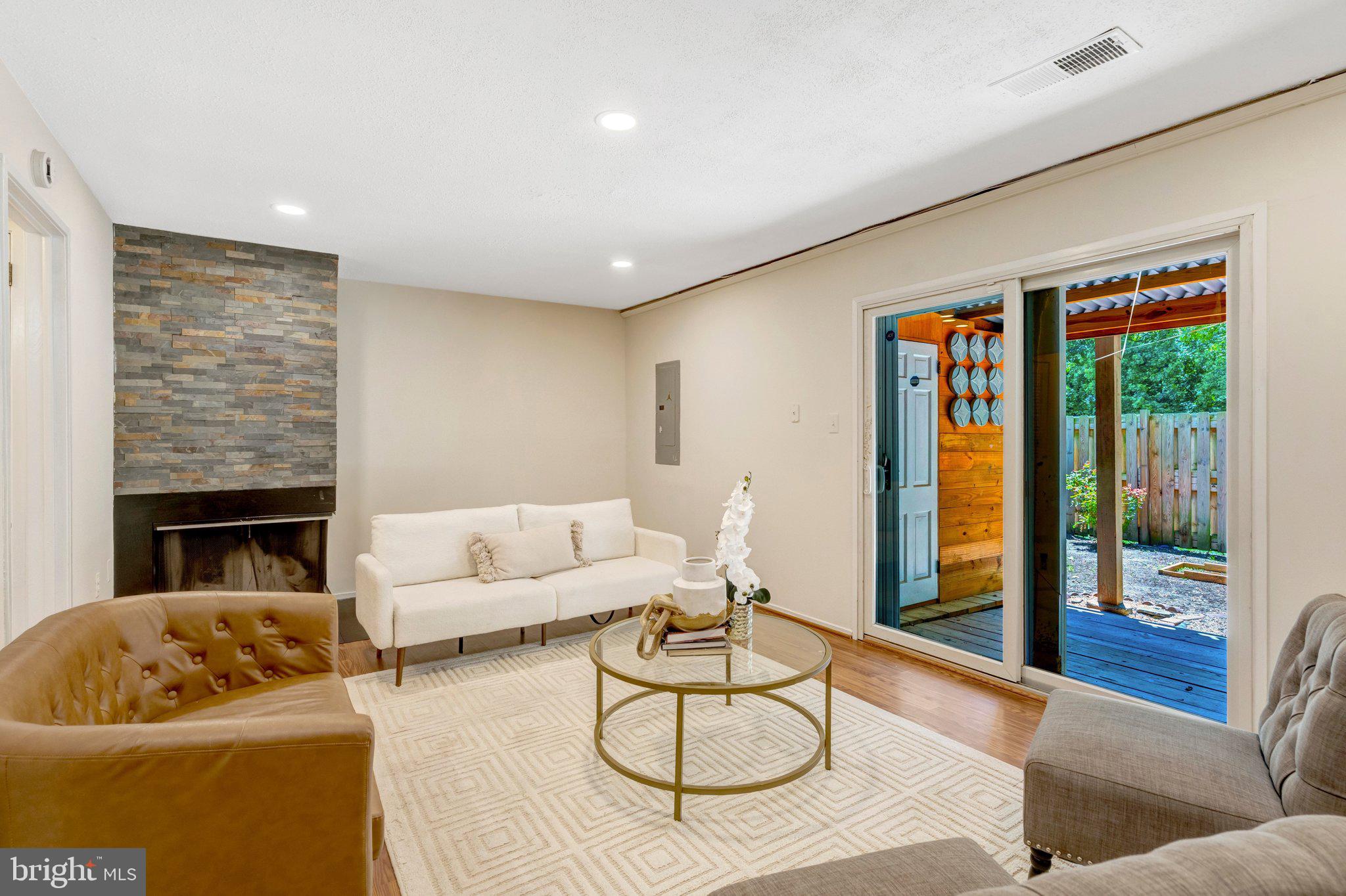 1801 POWDER HORN TERRACE
