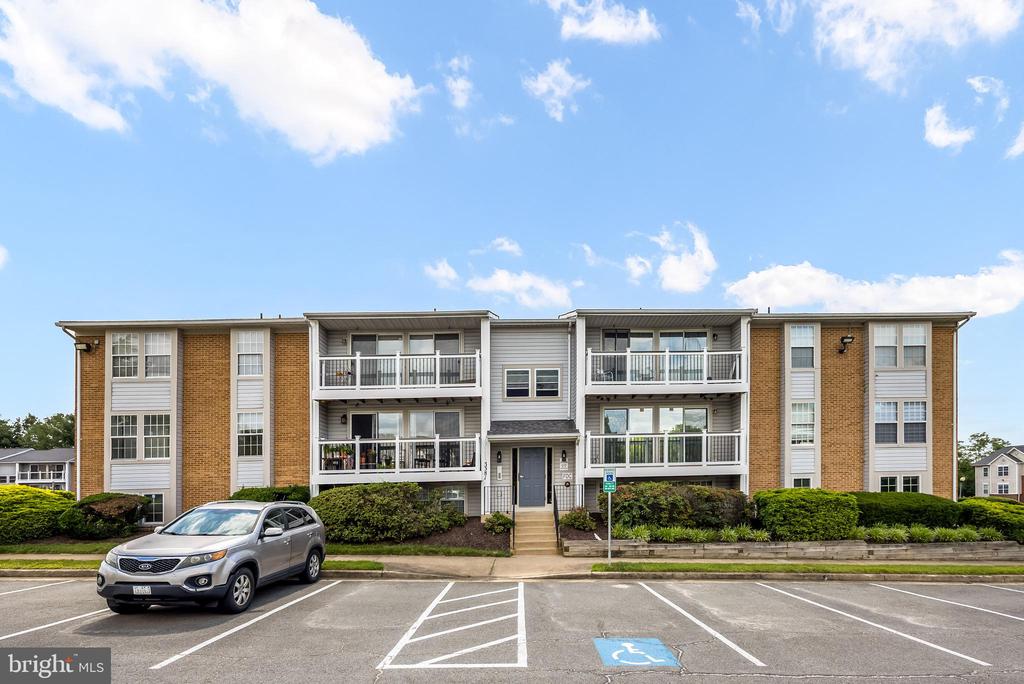 3381 YOST LANE