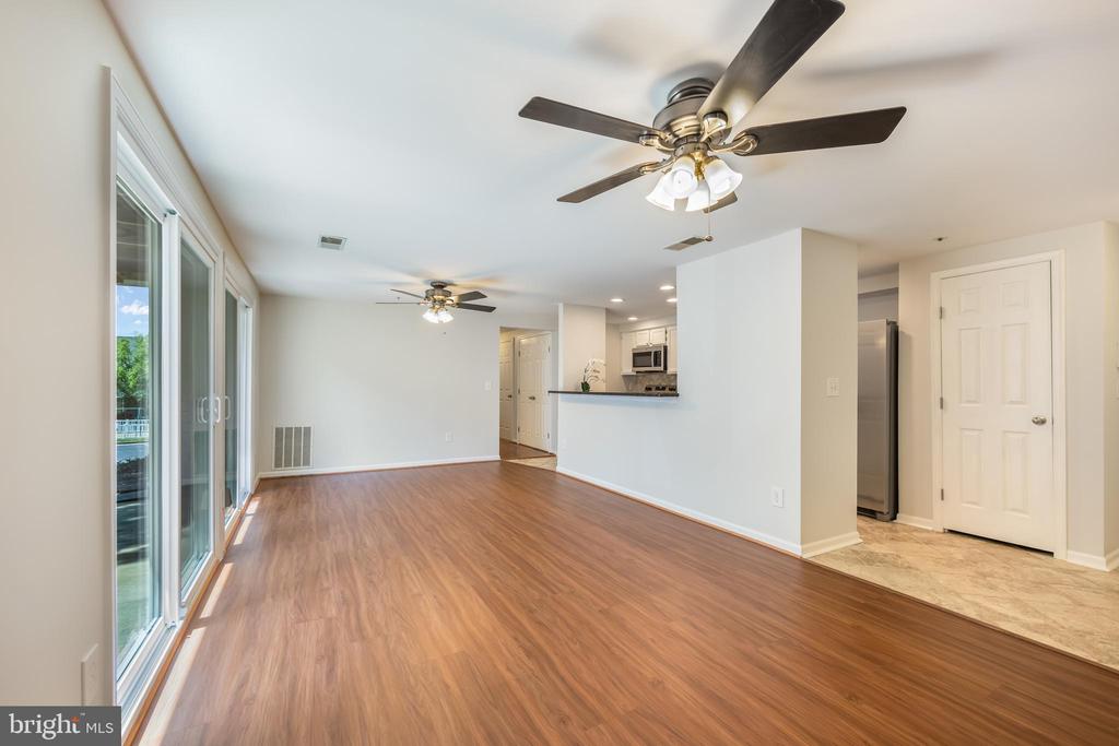 3381 YOST LANE
