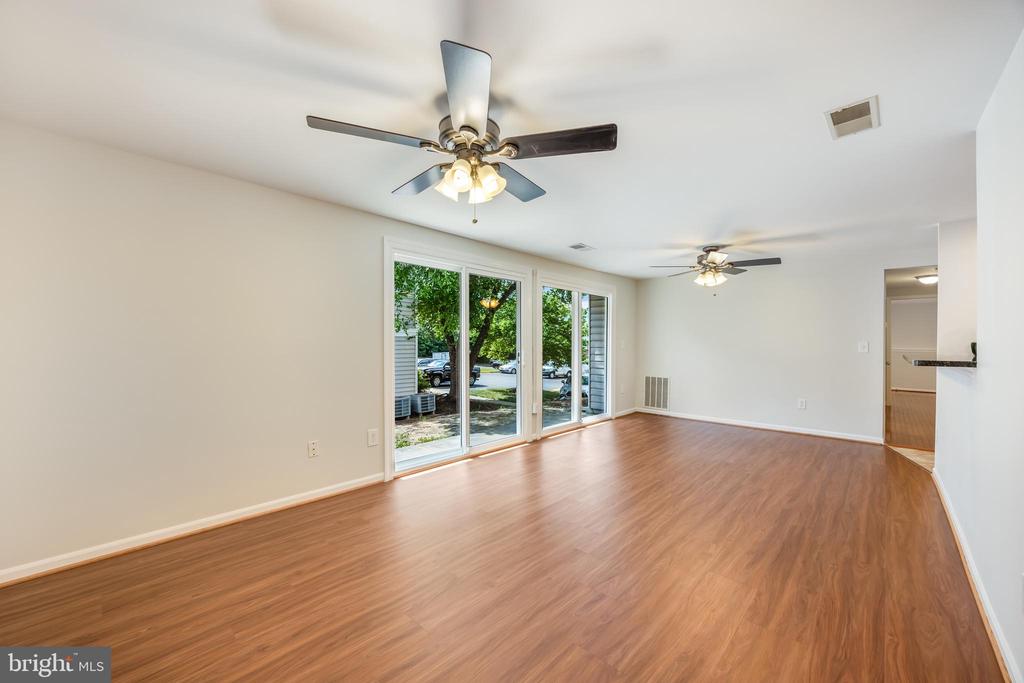 3381 YOST LANE