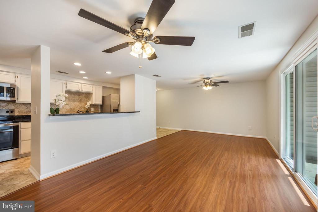 3381 YOST LANE