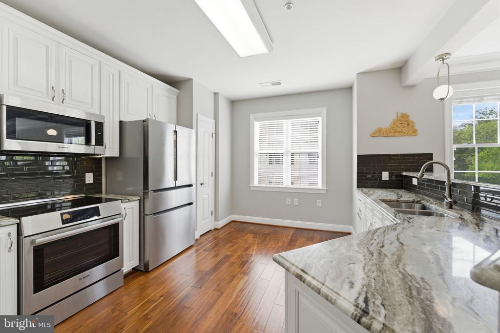 15130 HEATHER MILL LANE Unit: 402