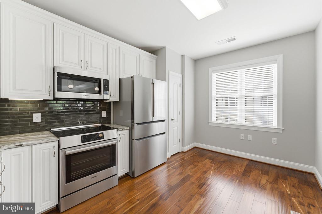 15130 HEATHER MILL LANE Unit: 402