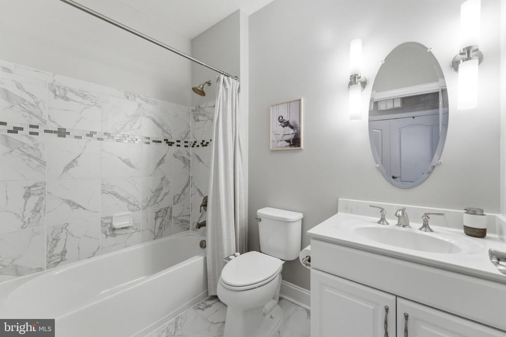 15130 HEATHER MILL LANE Unit: 402