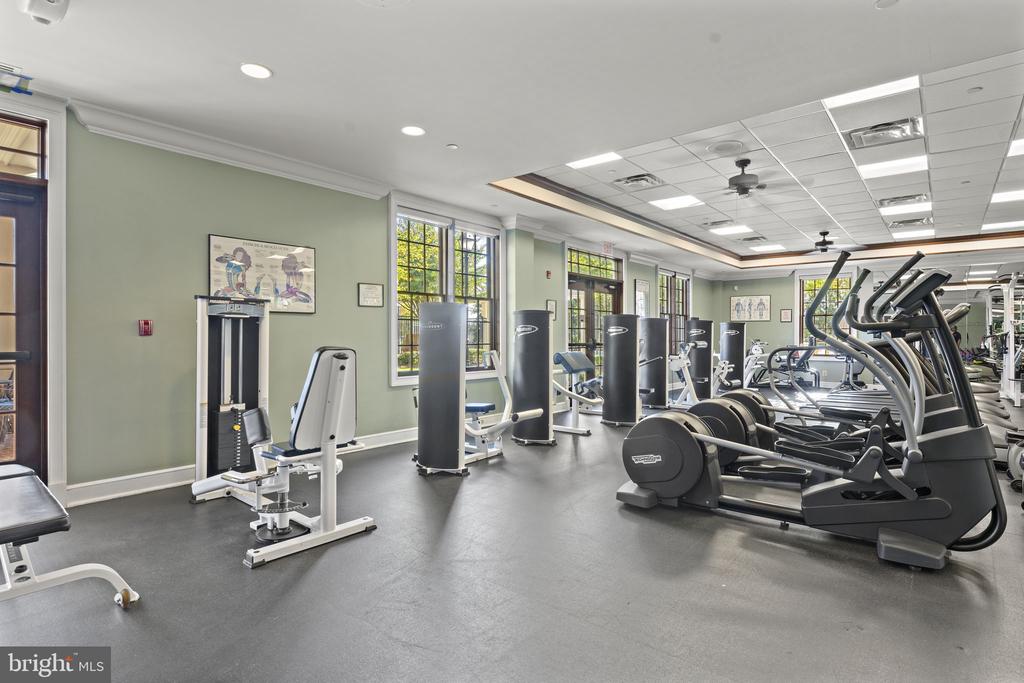 15130 HEATHER MILL LANE Unit: 402