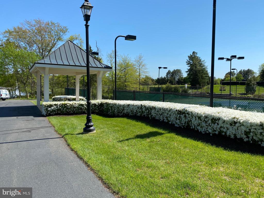 15130 HEATHER MILL LANE Unit: 402