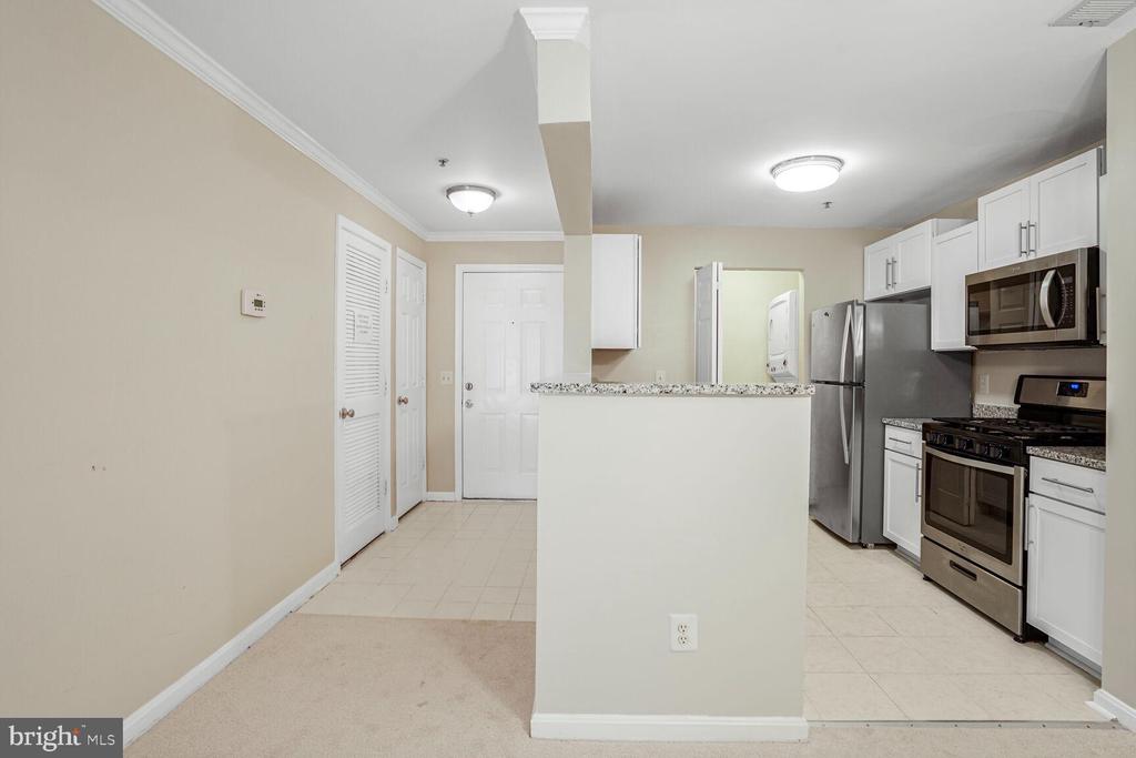 14162 CUDDY LOOP 104