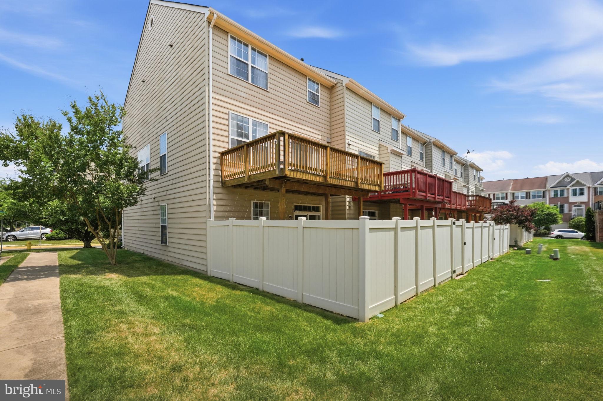 913 FRESHES LANE