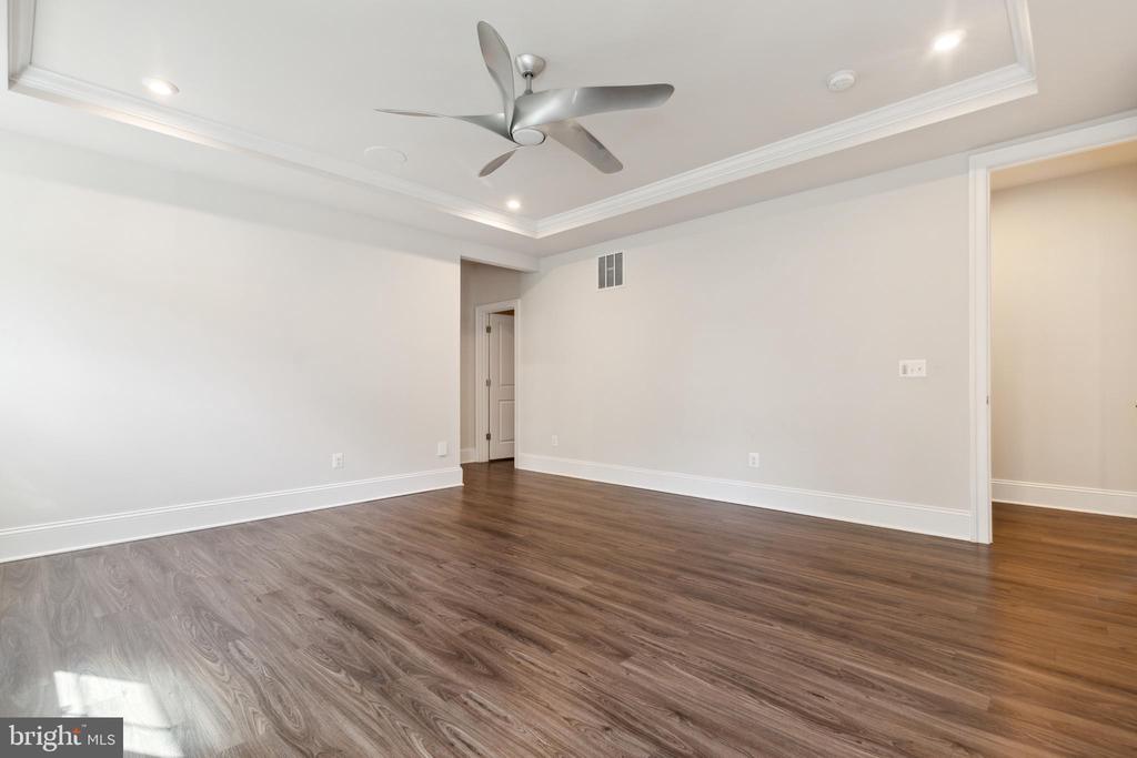 14863 ESTELLA LANE