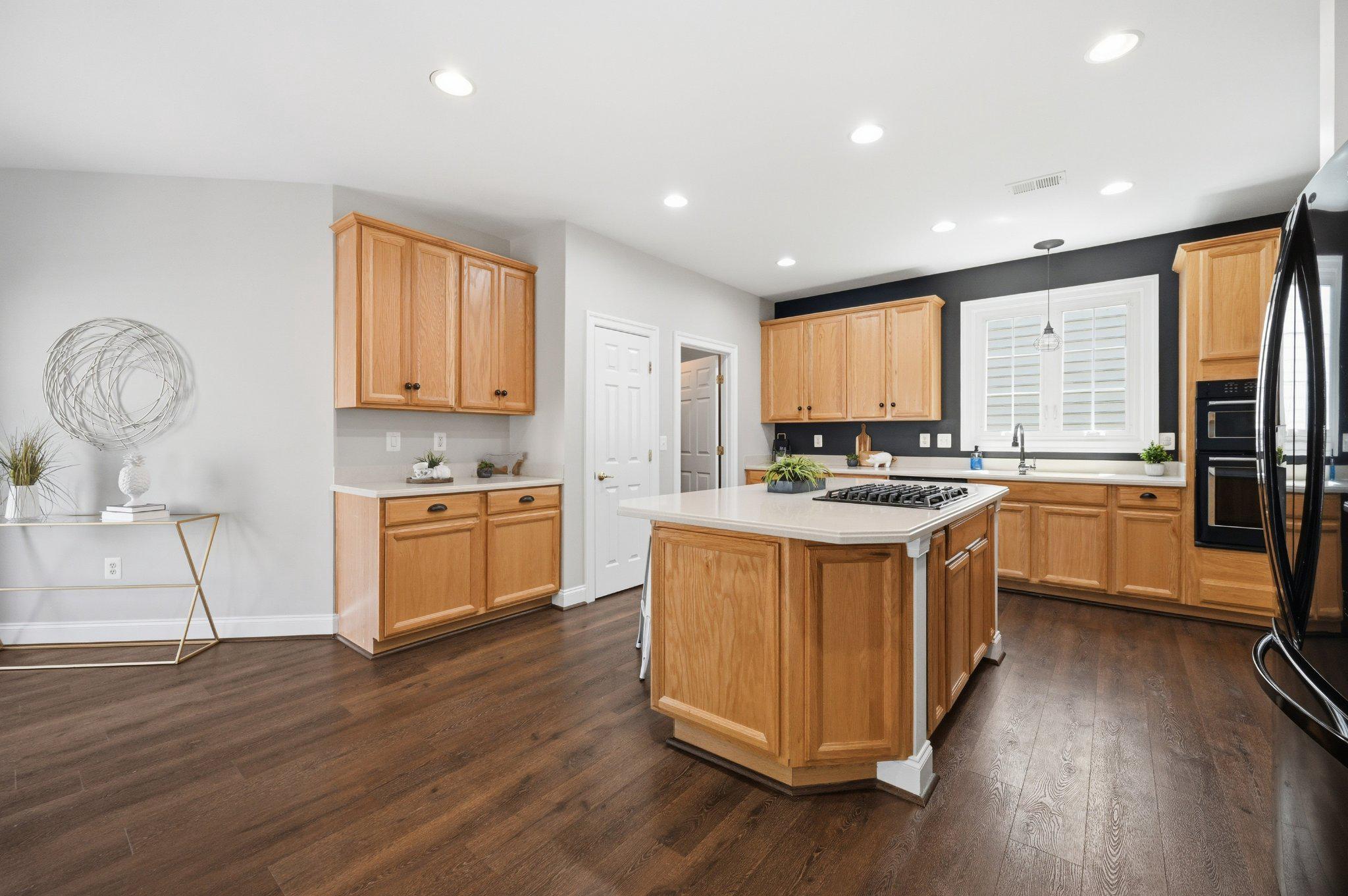 2530 TRANSOM PLACE