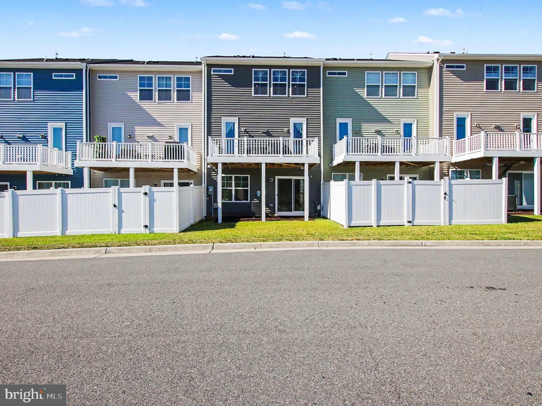 4014 SHIRE MEADOW LANE