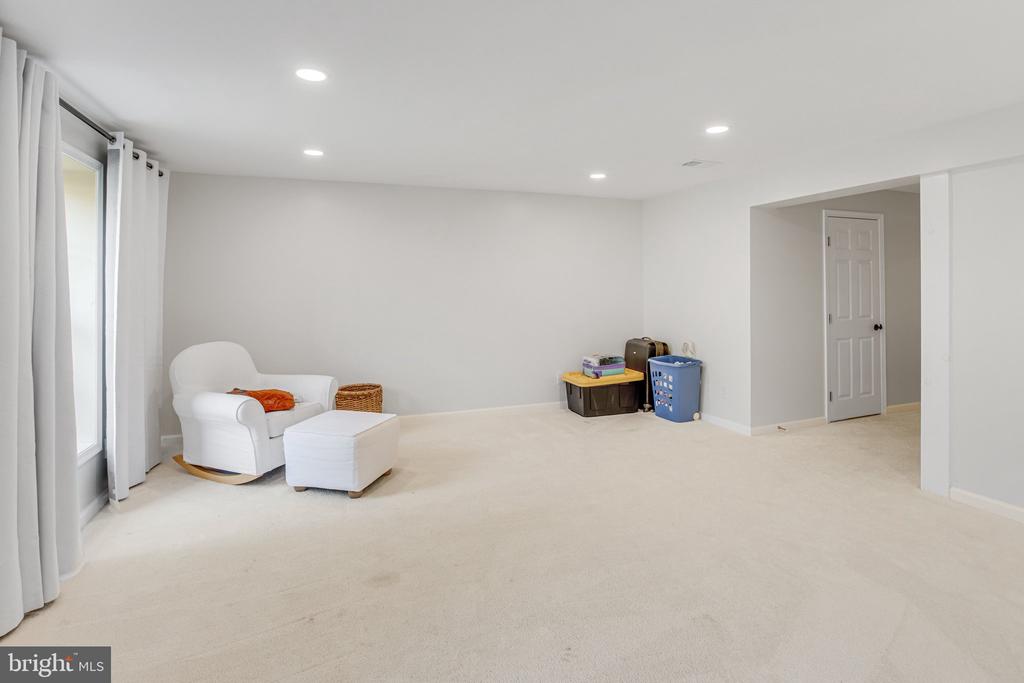 12050 ETTA PLACE