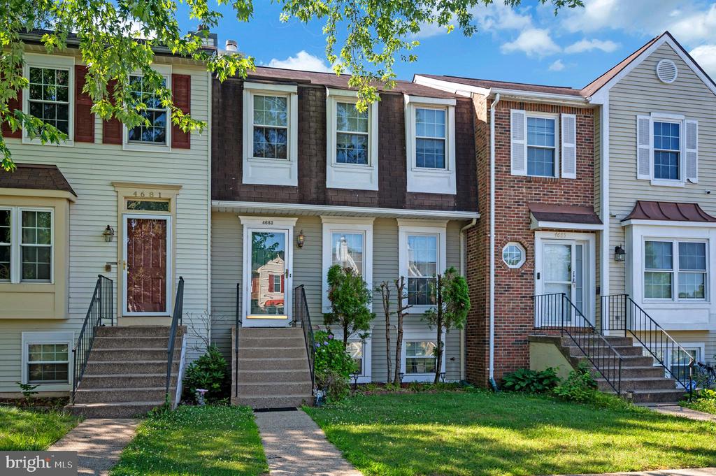 4683 JOANNA COURT