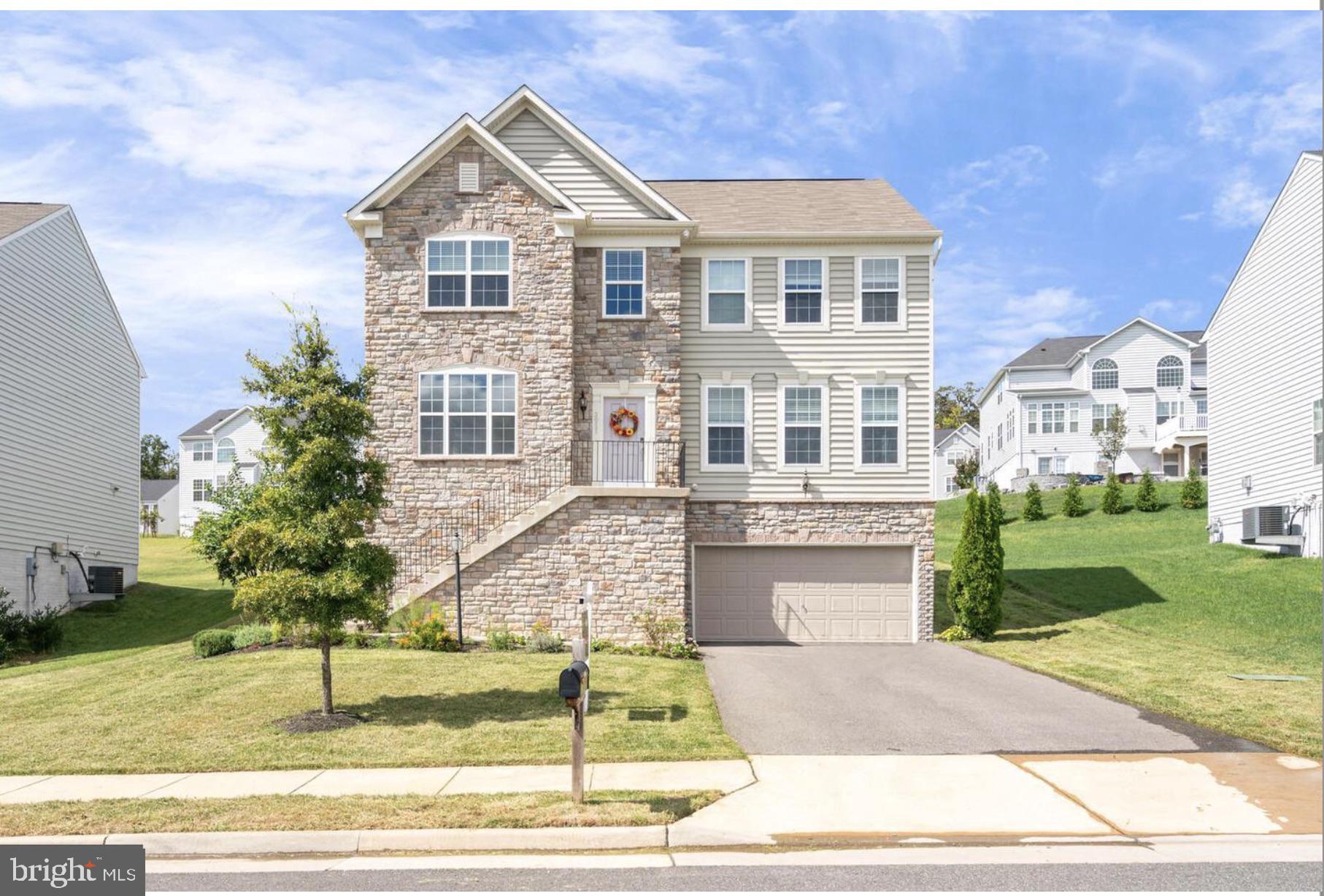 3028 LANDING EAGLE COURT