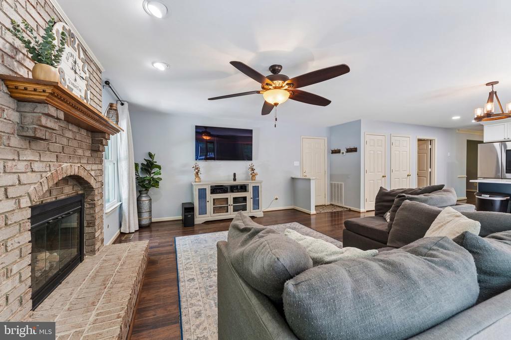 13187 TRAILS END COURT