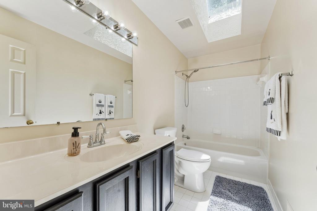 13187 TRAILS END COURT