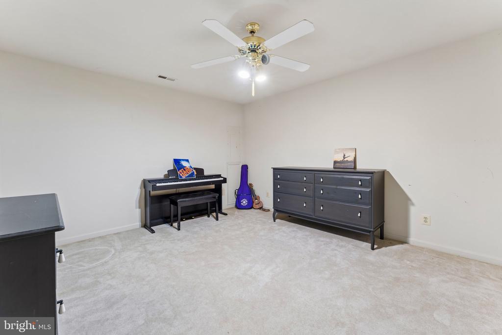 13187 TRAILS END COURT