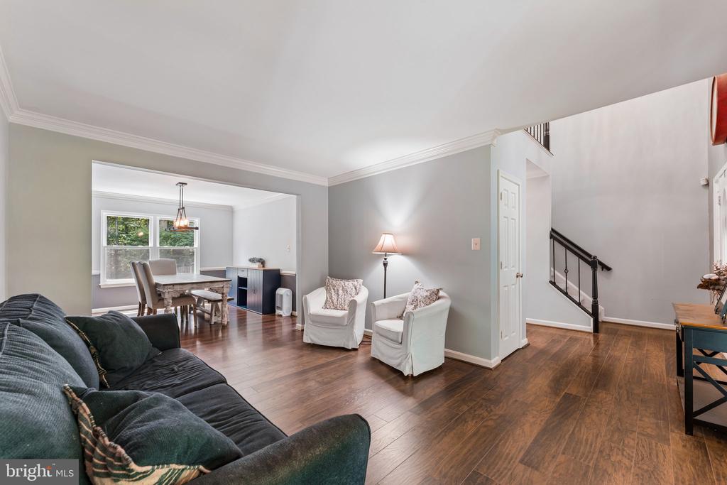 13187 TRAILS END COURT