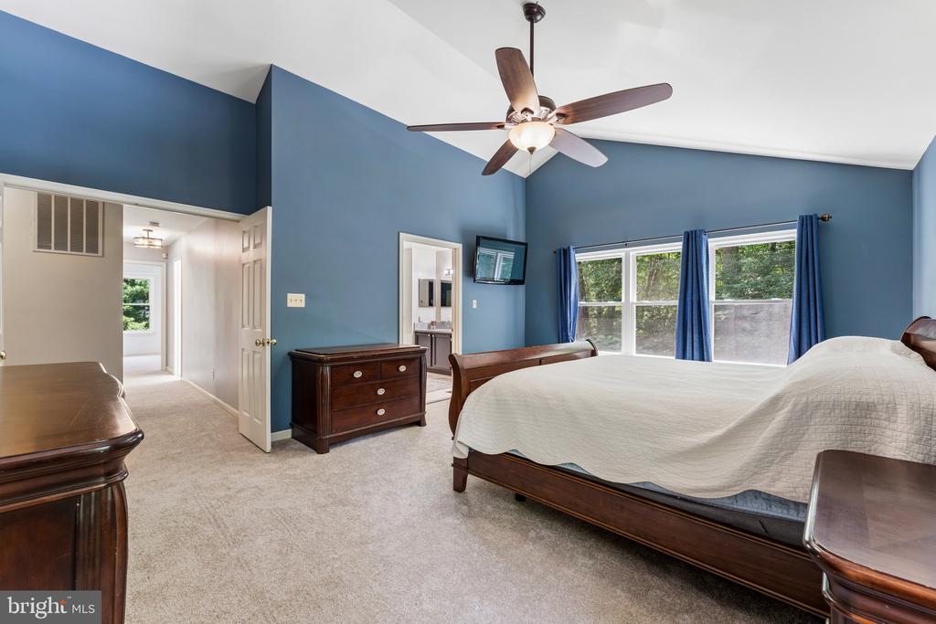 13187 TRAILS END COURT