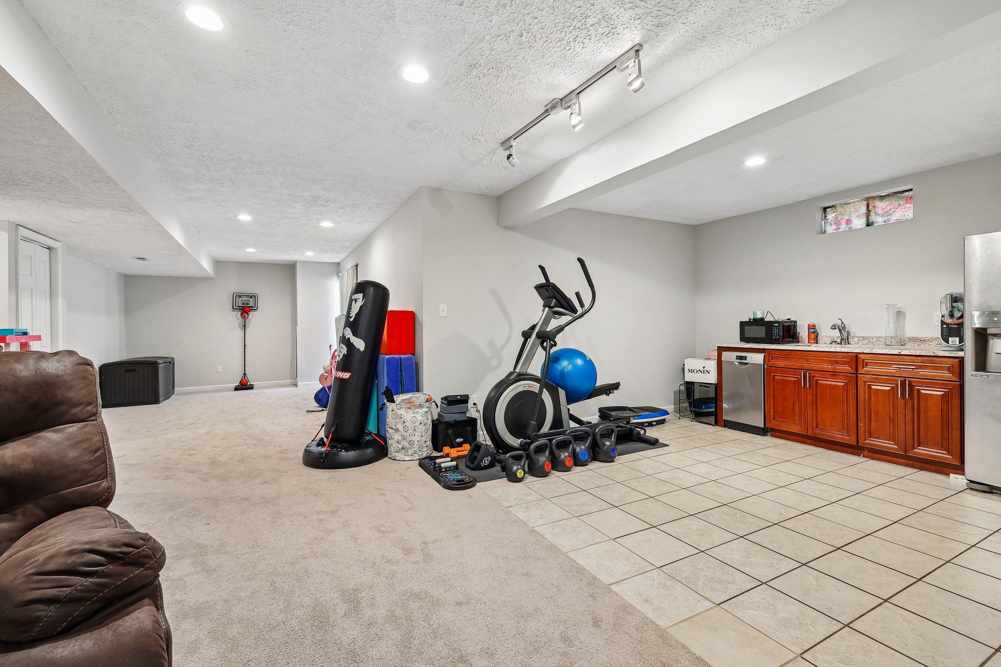 6217 OAKLAND DRIVE