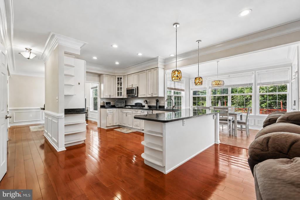 6217 OAKLAND DRIVE
