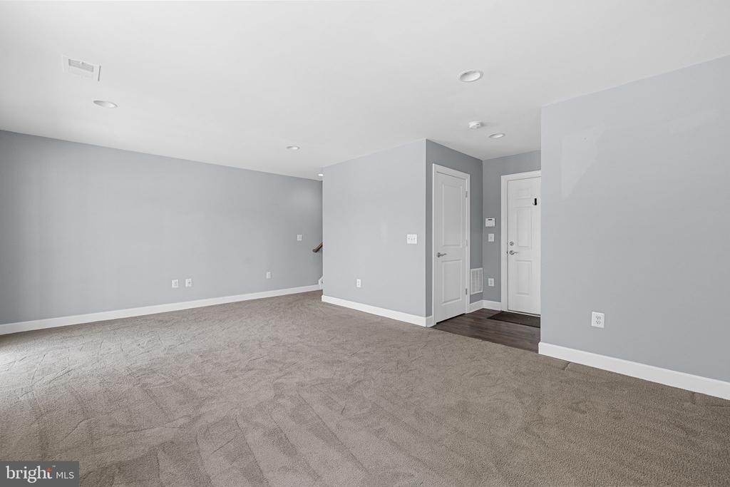 13839 LITESPEED WAY