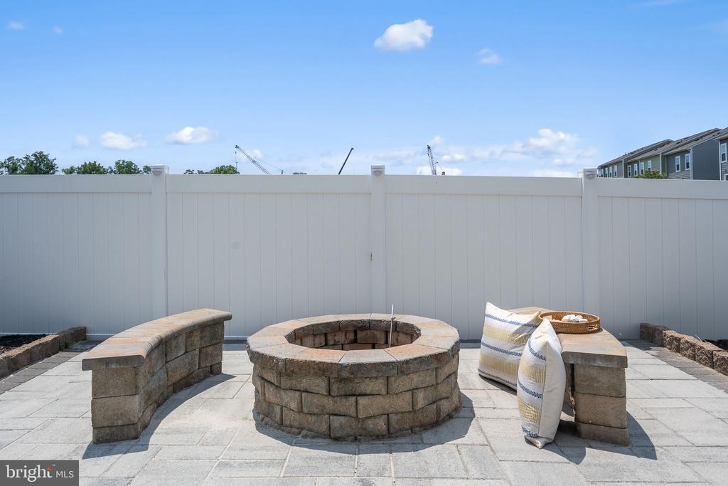 13839 LITESPEED WAY