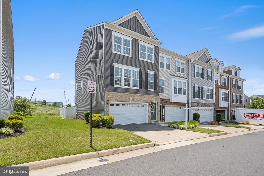 13839 LITESPEED WAY
