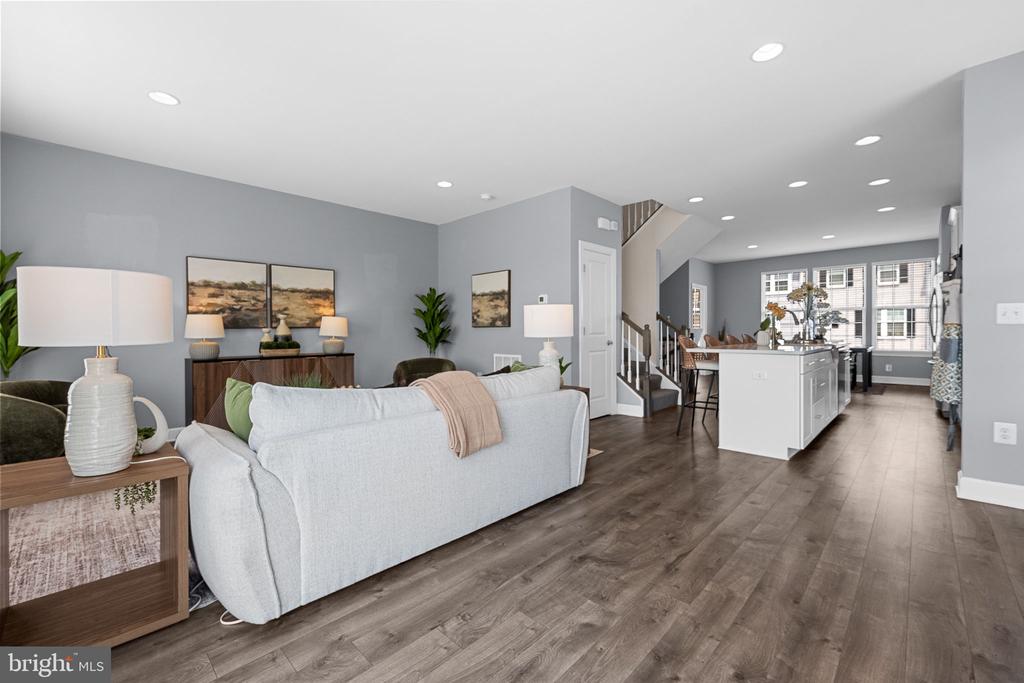 13839 LITESPEED WAY