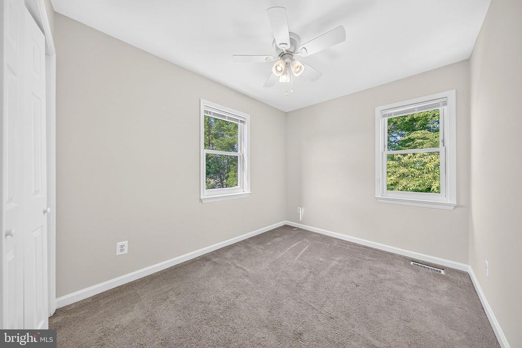 8238 WYCLIFFE COURT