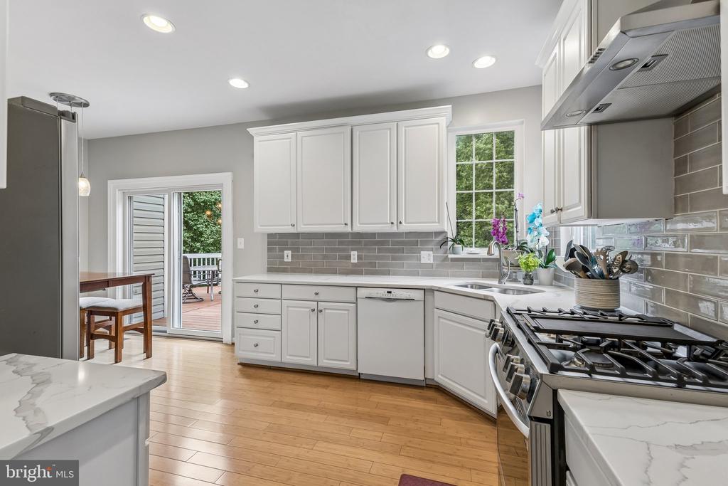 12230 SCONES HILL COURT