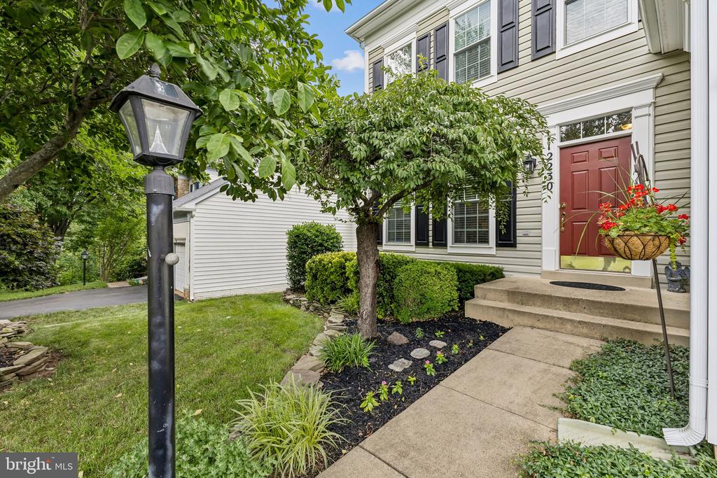 12230 SCONES HILL COURT