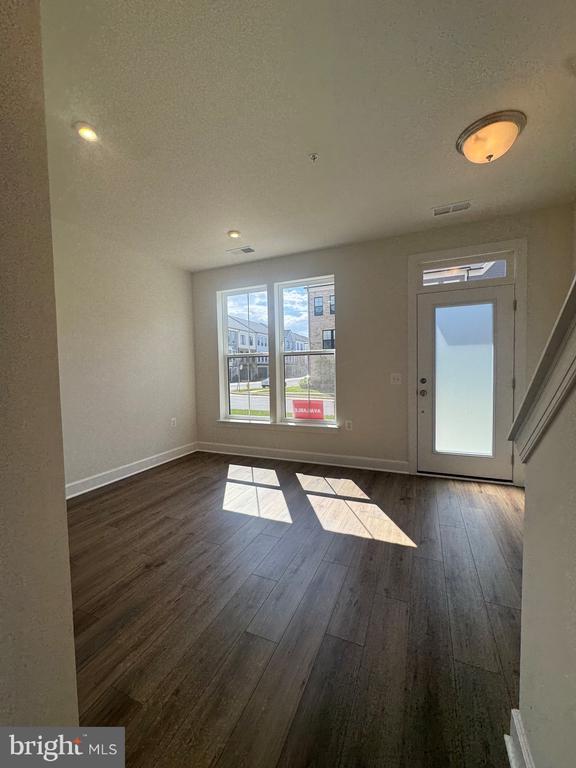 13817 CHRISSWIND AVENUE