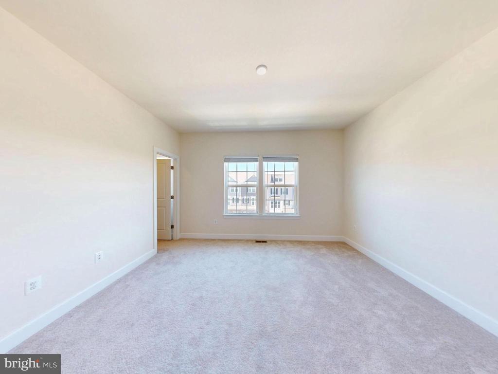15305 LINVILLE CREEK DRIVE