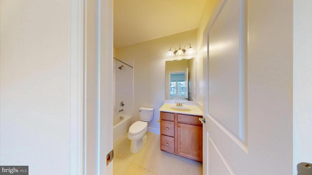 15305 LINVILLE CREEK DRIVE