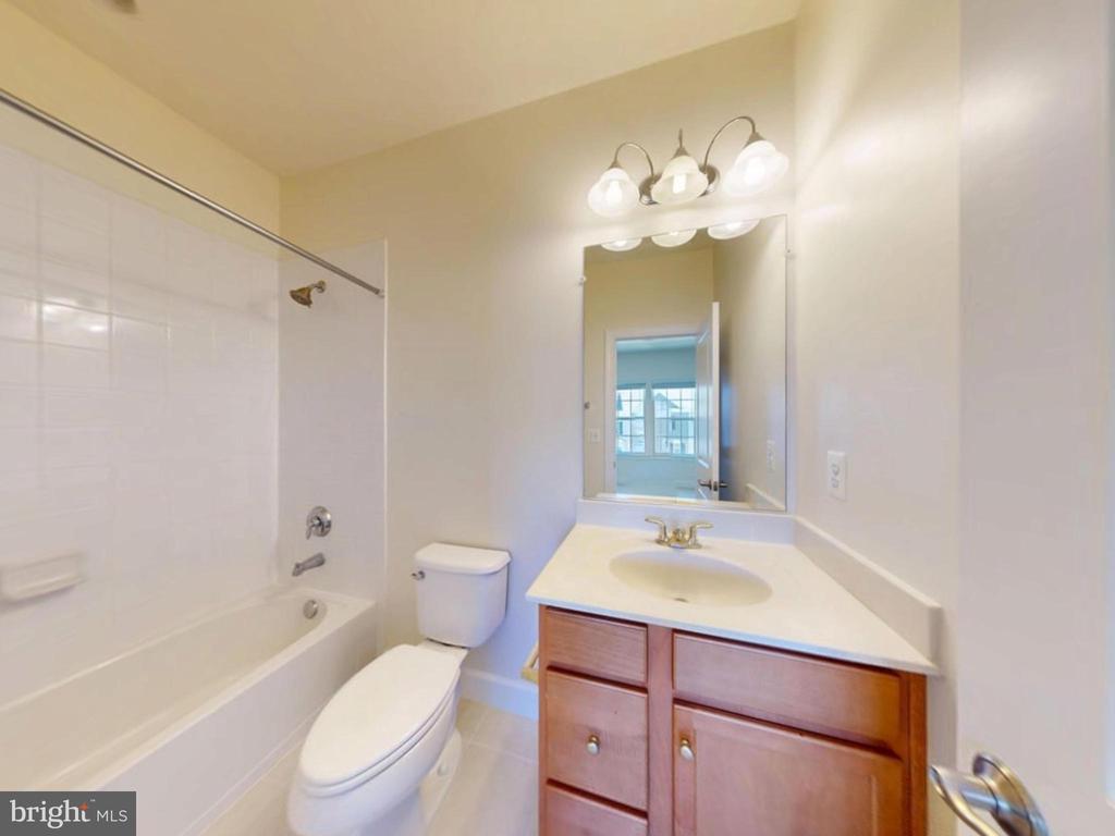 15305 LINVILLE CREEK DRIVE